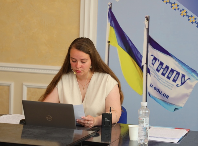 Нестерович Юліана Володимирівна - доктор філософії з галузі знань 03 Гуманітарні науки і мистецтво зі спеціальності 035 Філологія